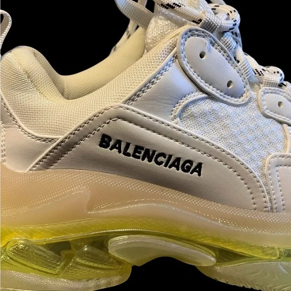 Balenciaga White and Neon Sneakers - Picture 5 of 7